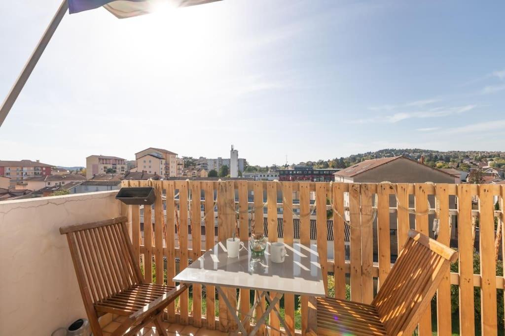 Cabana & Grand Appartement Cosy - Parking & Balcon Villefranche-sur-Saône Esterno foto